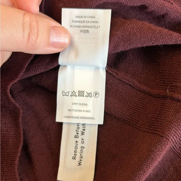 J Crew Burgundy Bell Sleeve Sweater 100% Merino Wool Size XS - Picture 6 of 9